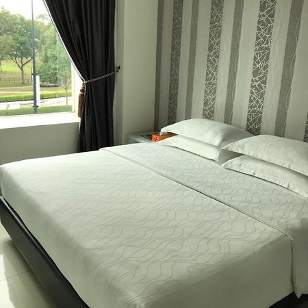 Goody Hotel Johor Bahru Exterior photo