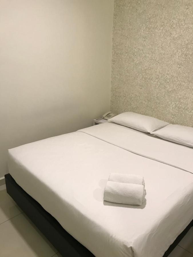 Goody Hotel Johor Bahru Exterior photo