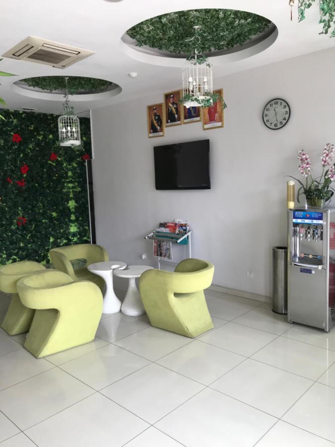Goody Hotel Johor Bahru Exterior photo